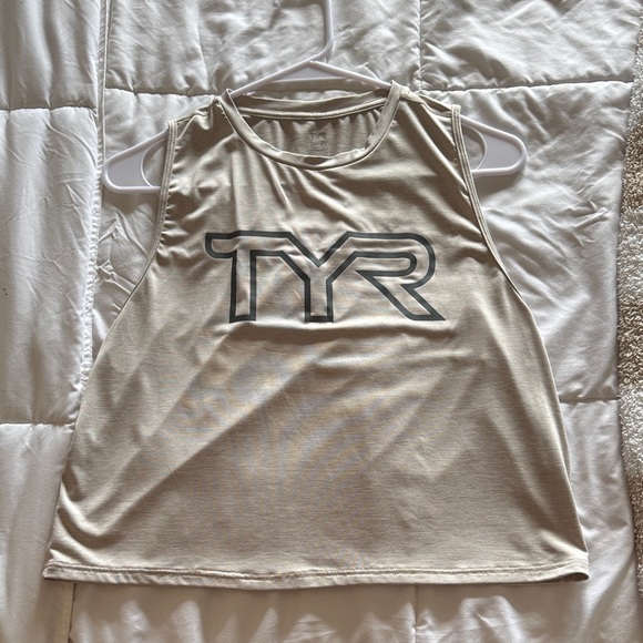 TYR crop - Picture 1 of 1